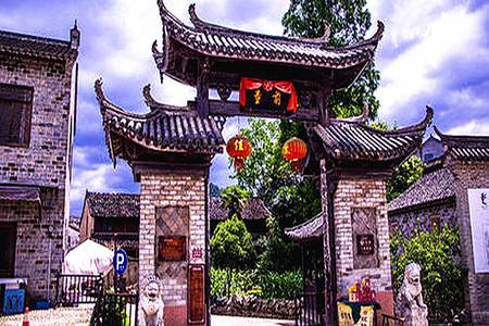 老农仿照《咏鹅》作《咏鸡》，短短18字，却斩获国家级文学奖